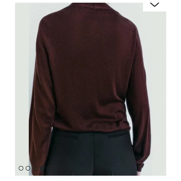 NWT ZARA burgundy WOOL BLEND BROOCH
SWEATER SiZE M
🚨PRICE FIRM NO DISCOUNT - Picture 2 of 7